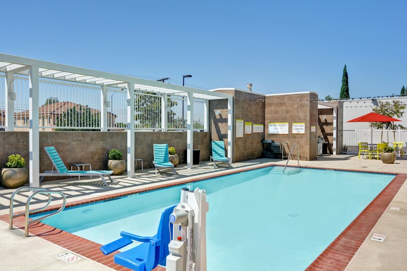 Home2 Suites By Hilton Azusa 9/22