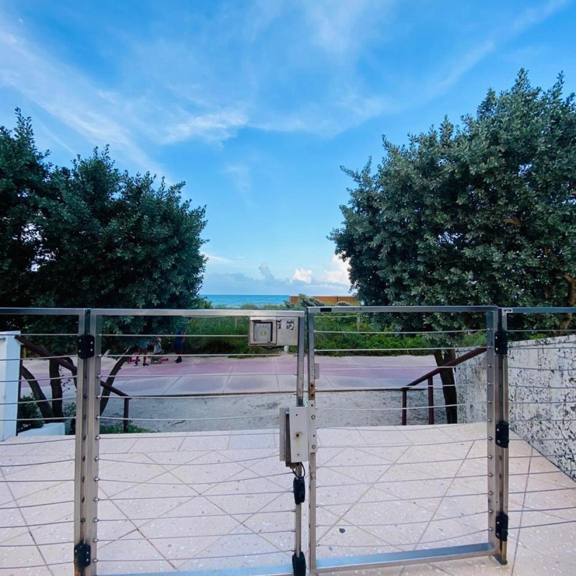 Carillon Miami Beach Private Luxury Suites 15/30