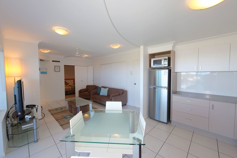 Koola Beach Apartments 30/63