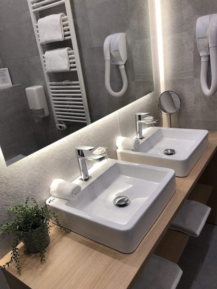 Relais Fasthotel Biarritz Bidart 47/50