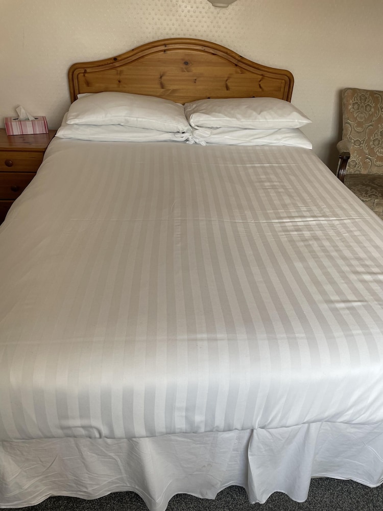 OYO Diamonds Inn 31/70