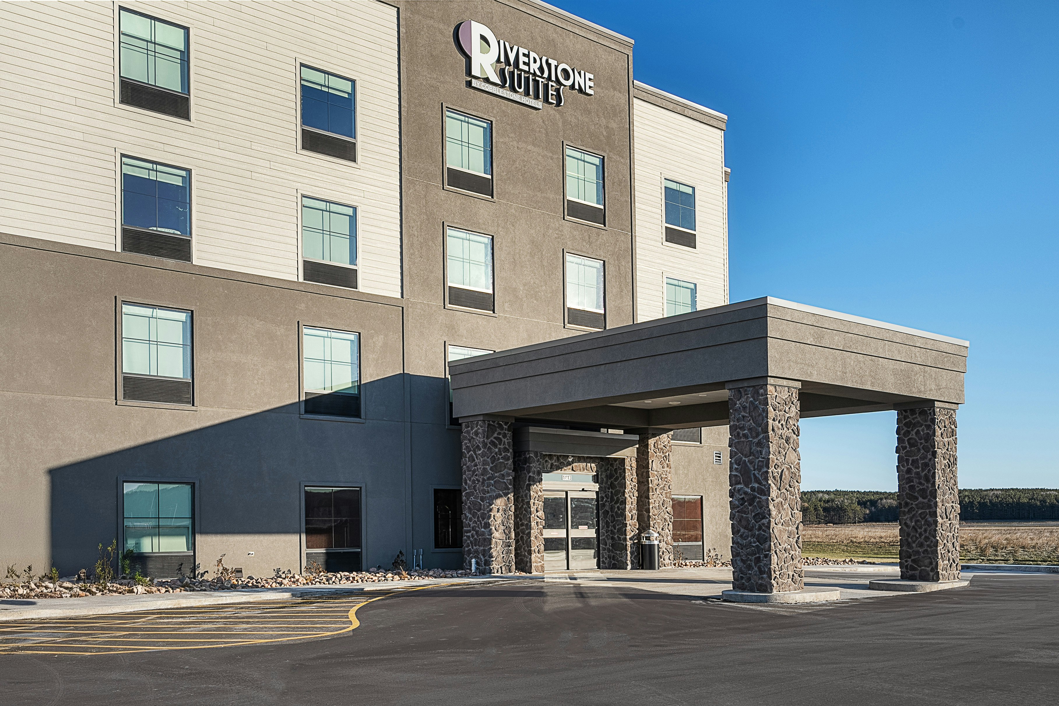 Riverstone Suites - Chippewa Falls 44/50