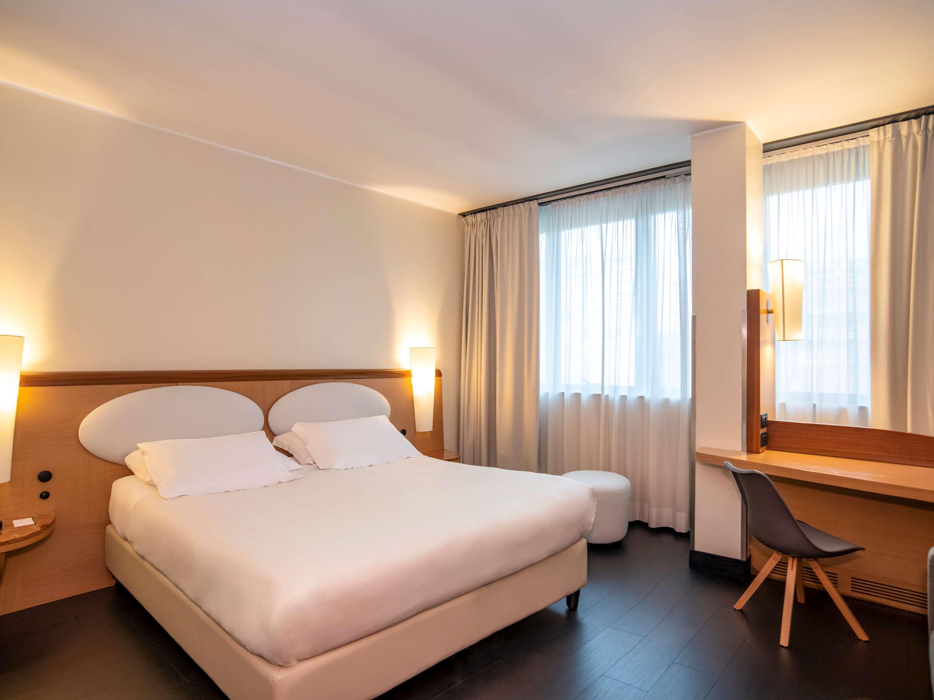 غرفة قياسية بسرير مزدوج، Mercure Roma West 6/10