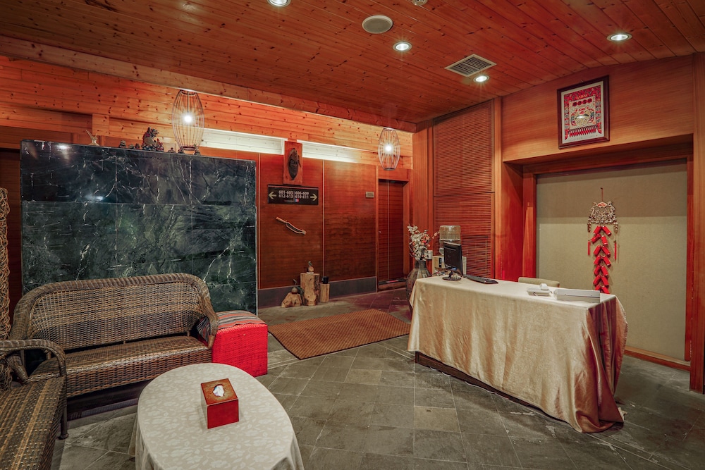 Sunrise Hot Spring Hotel 5/50