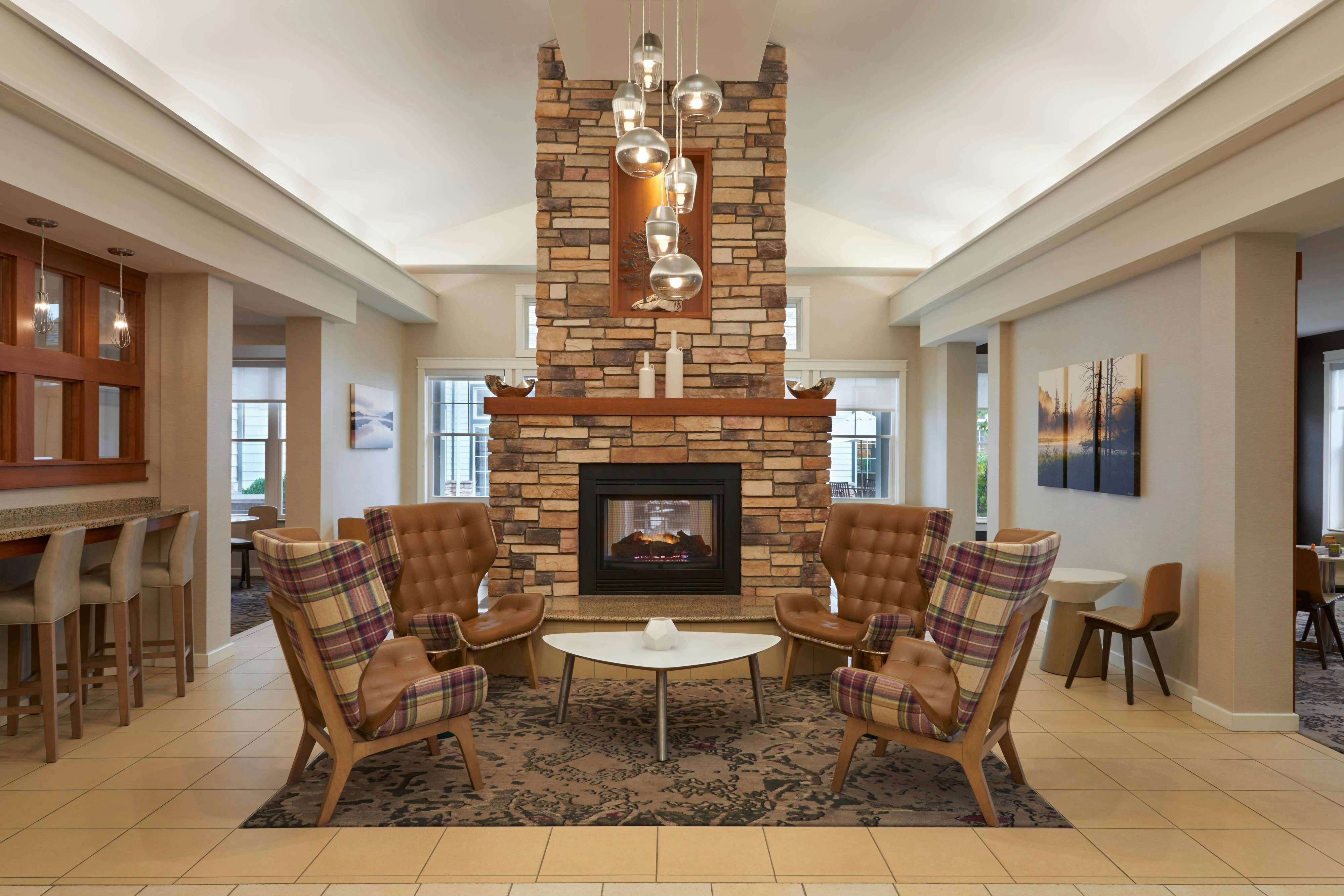 RESIDENCE INN BY MARRIOTT GRAVENHURST MUSKOKA WHARF 2/10