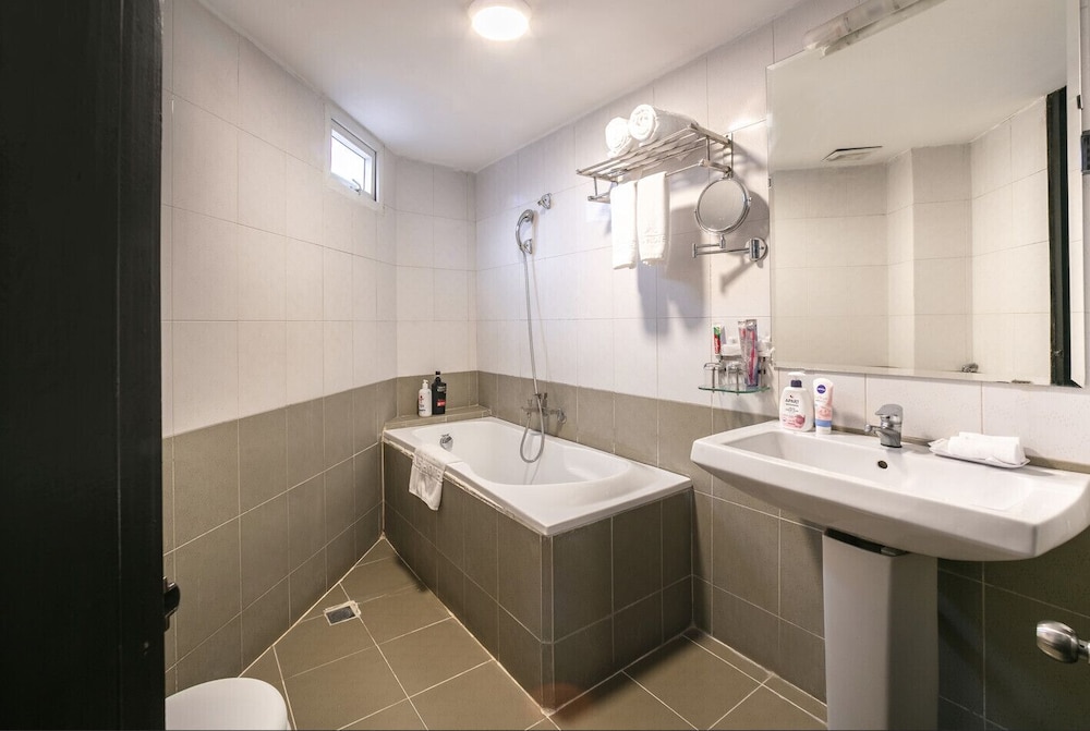 A25 Hotel - 96 Hai Ba Trung 53/56