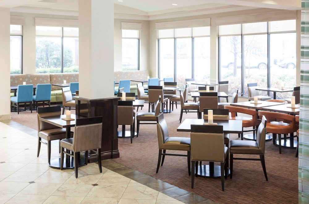 Hilton Garden Inn Dallas-Lewisville 45/79