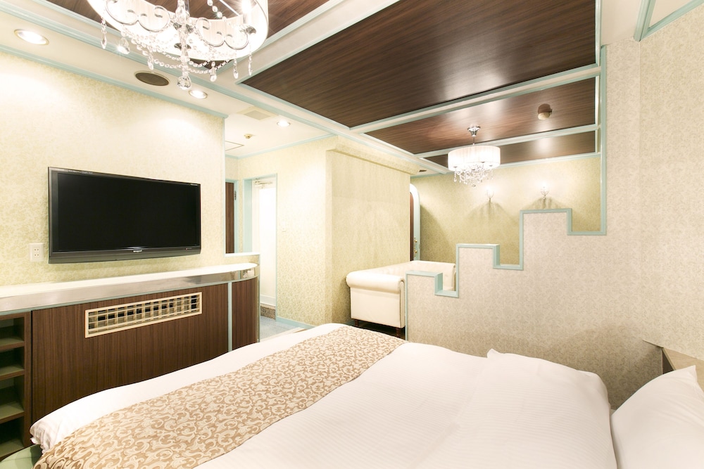 Hotel Luna Sennan - Adult Only 4/28