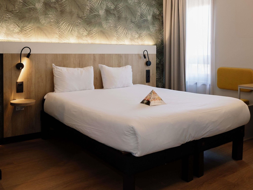 Ibis Brussels Waterloo 18/79