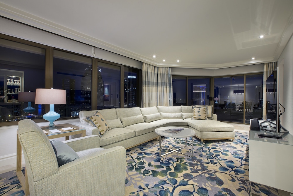 The Star Grand Gold Coast 24/66