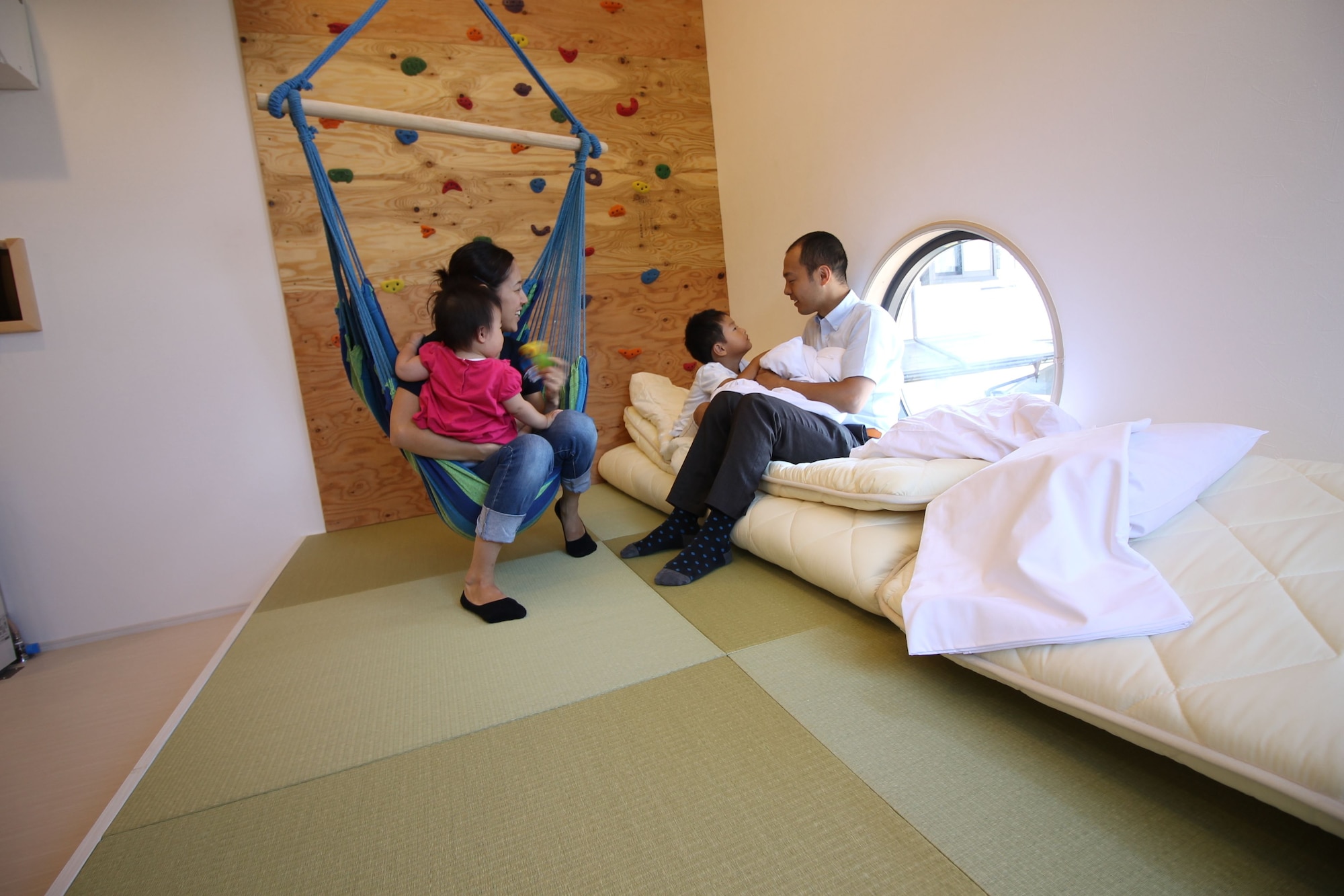 FAMILY, APARTMENT