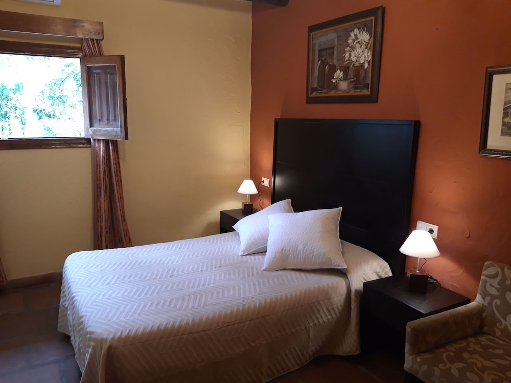 Hotel Hospederia Las Buitreras 15/70