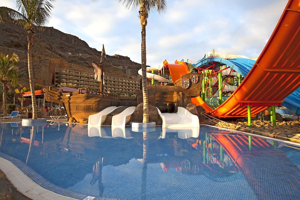 Hotel LIVVO Costa Taurito 60/72