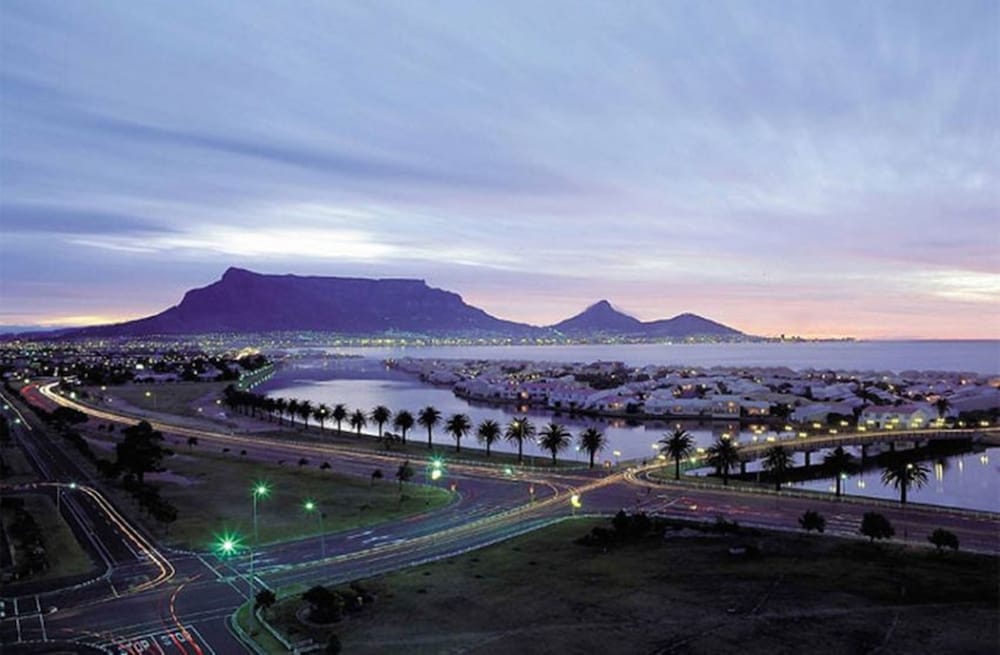 Cape Town Beachfront Apartments At Leisure Bay 46/50