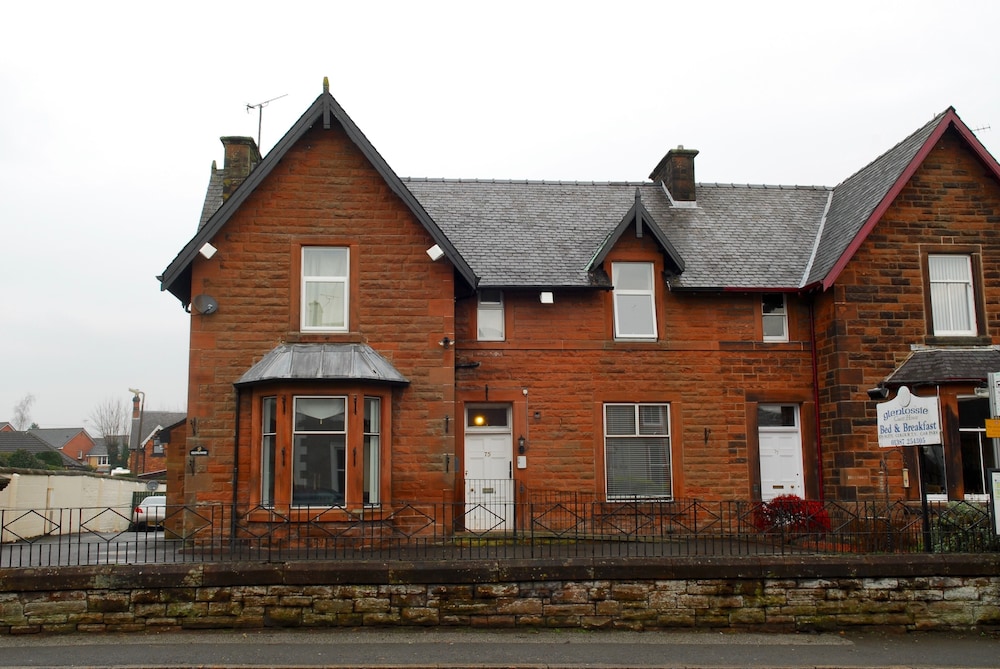 Glenlossie Guest House 2/35