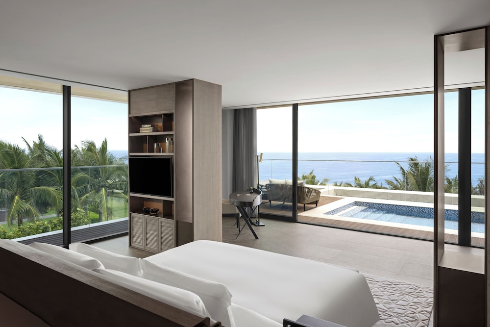 Monogram, Villa, 4 Double Beds, Beach Front