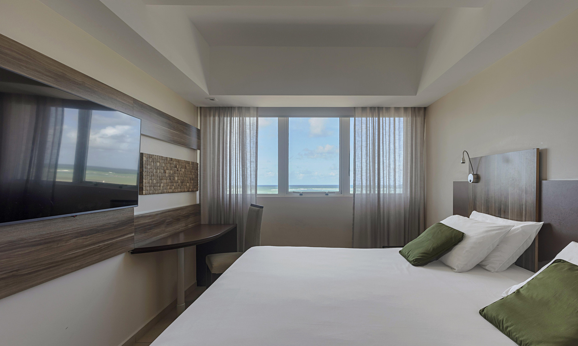 Premium, Double Bed, Street View