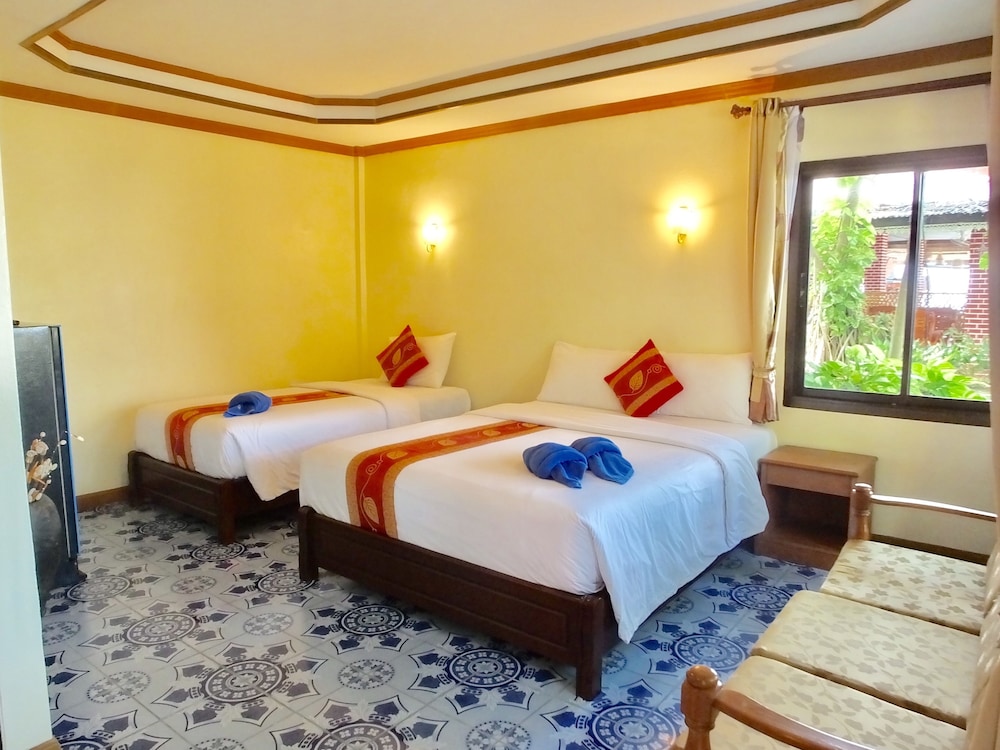 BLUE ANDAMAN LANTA RESORT 12/71