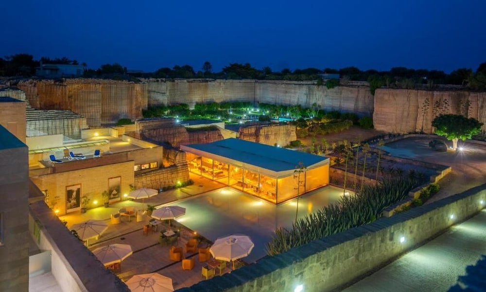 CAVE BIANCHE HOTEL 2/45