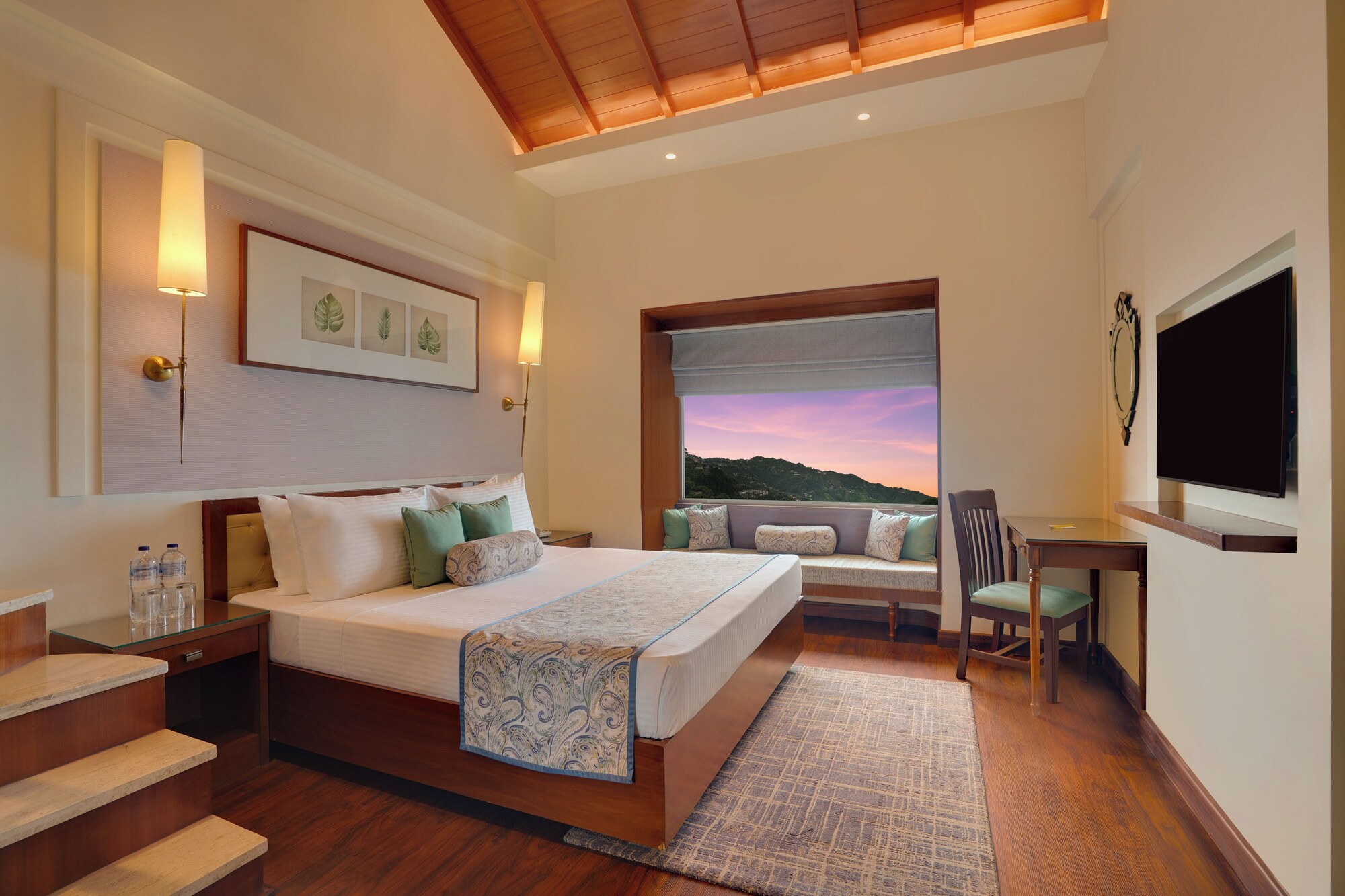 DUPLEX, SUITE, KING BED, VALLEY VIEW