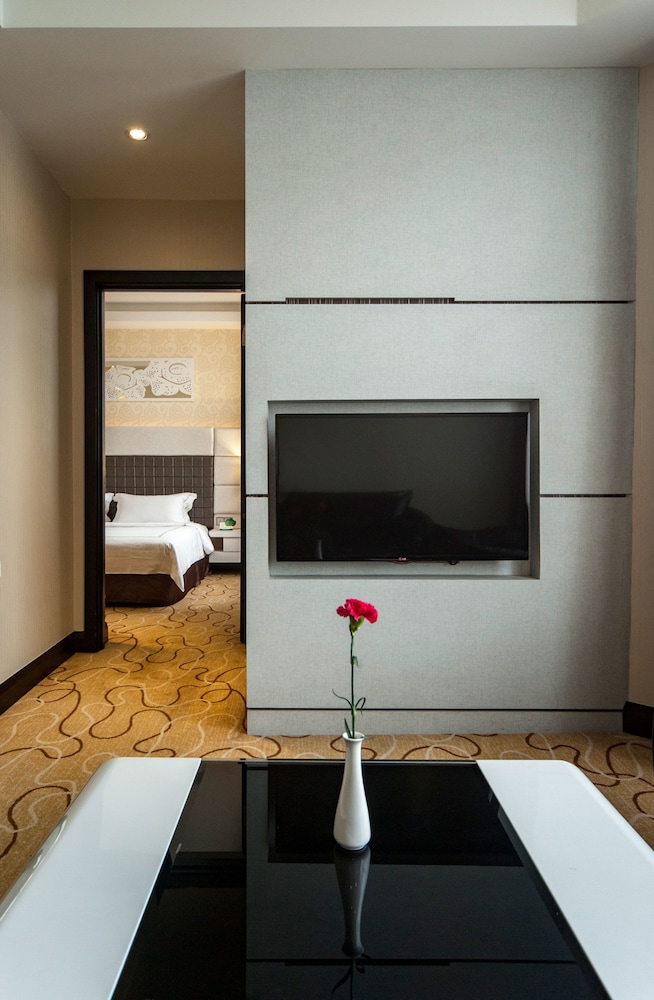 Promenade Hotel Kota Kinabalu 32/67