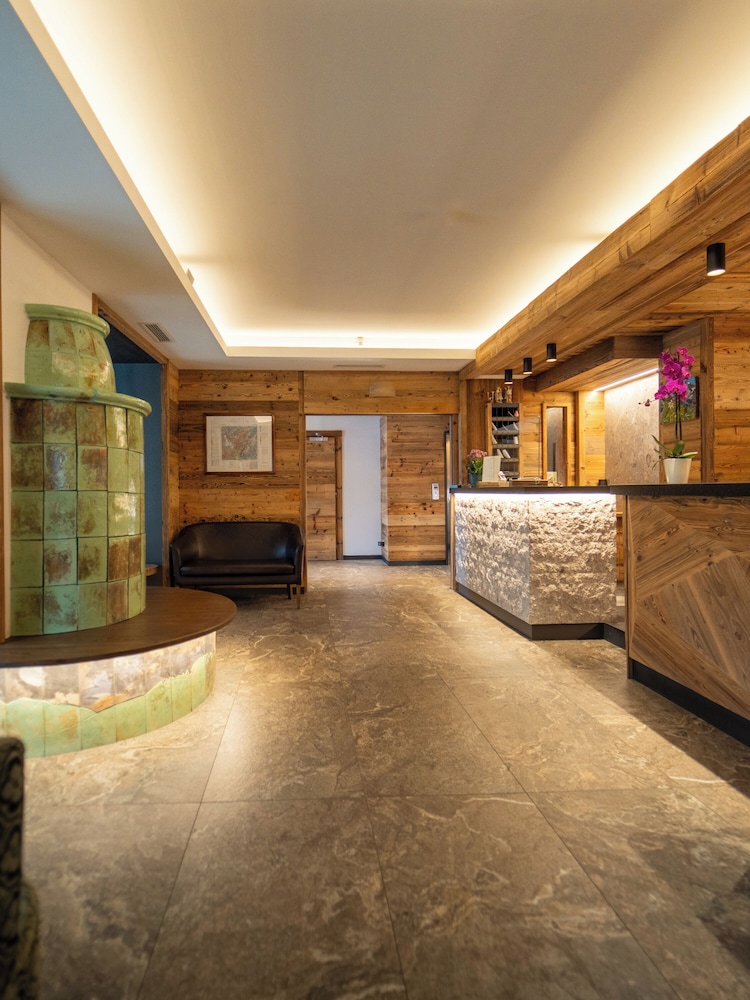 Hotel Ariston 11/70