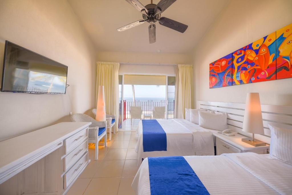 Room, Quadruple, Ocean Front