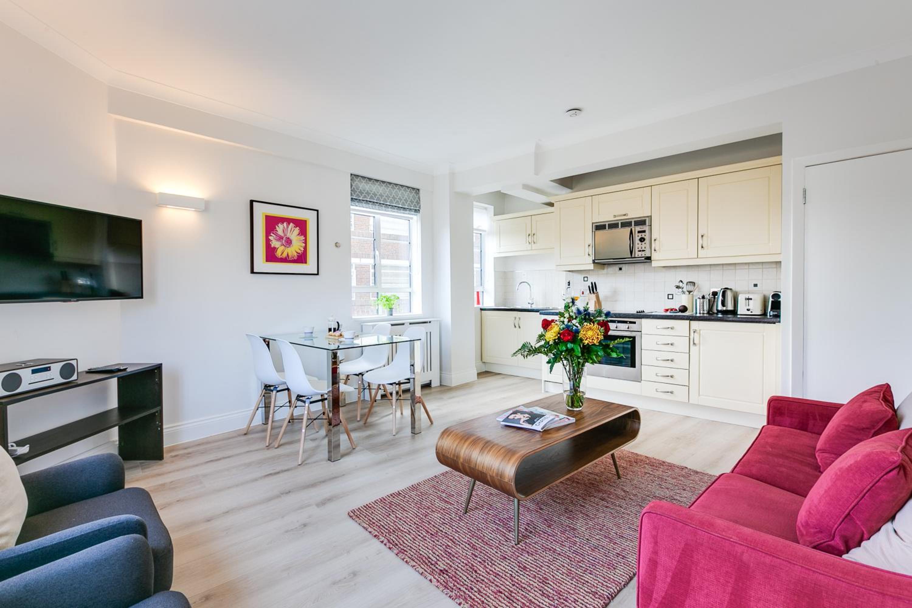 Nell Gwynn Chelsea Accommodation 32/50