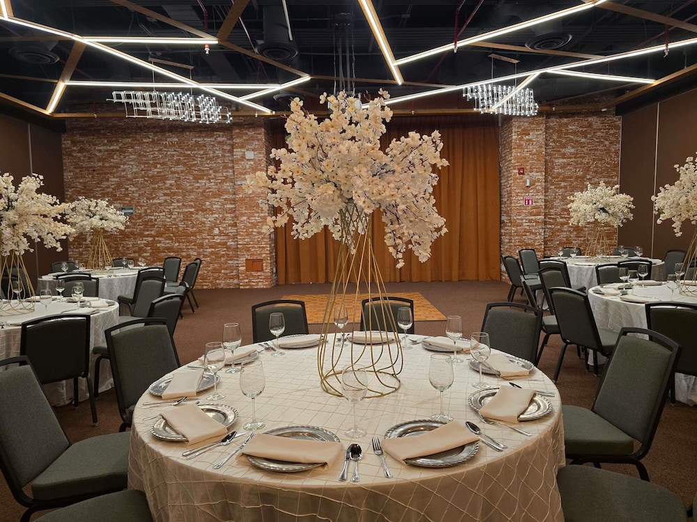 Novotel Monterrey Valle 36/50