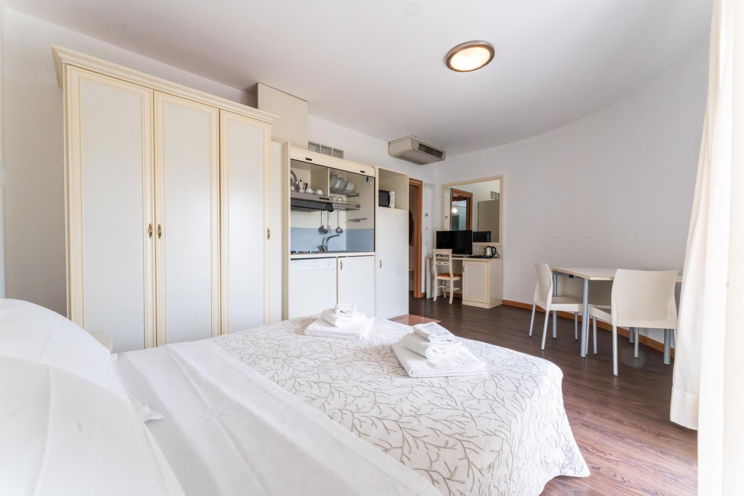 Residence Marconi Mare 17/50