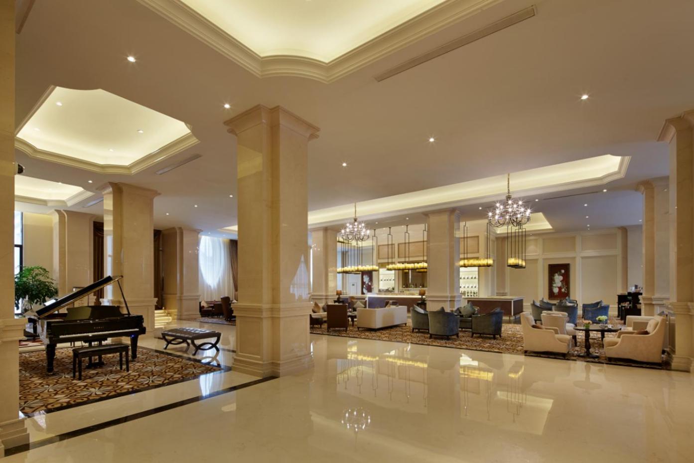 Yinrun Jinjiang Castle Hotel 5/33