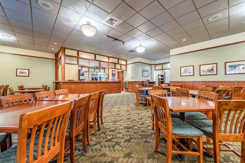 The Inn at Gig Harbor 49/71