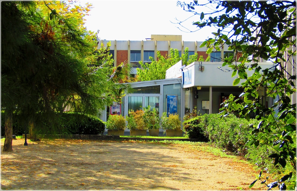 Aix Hotel 42/50