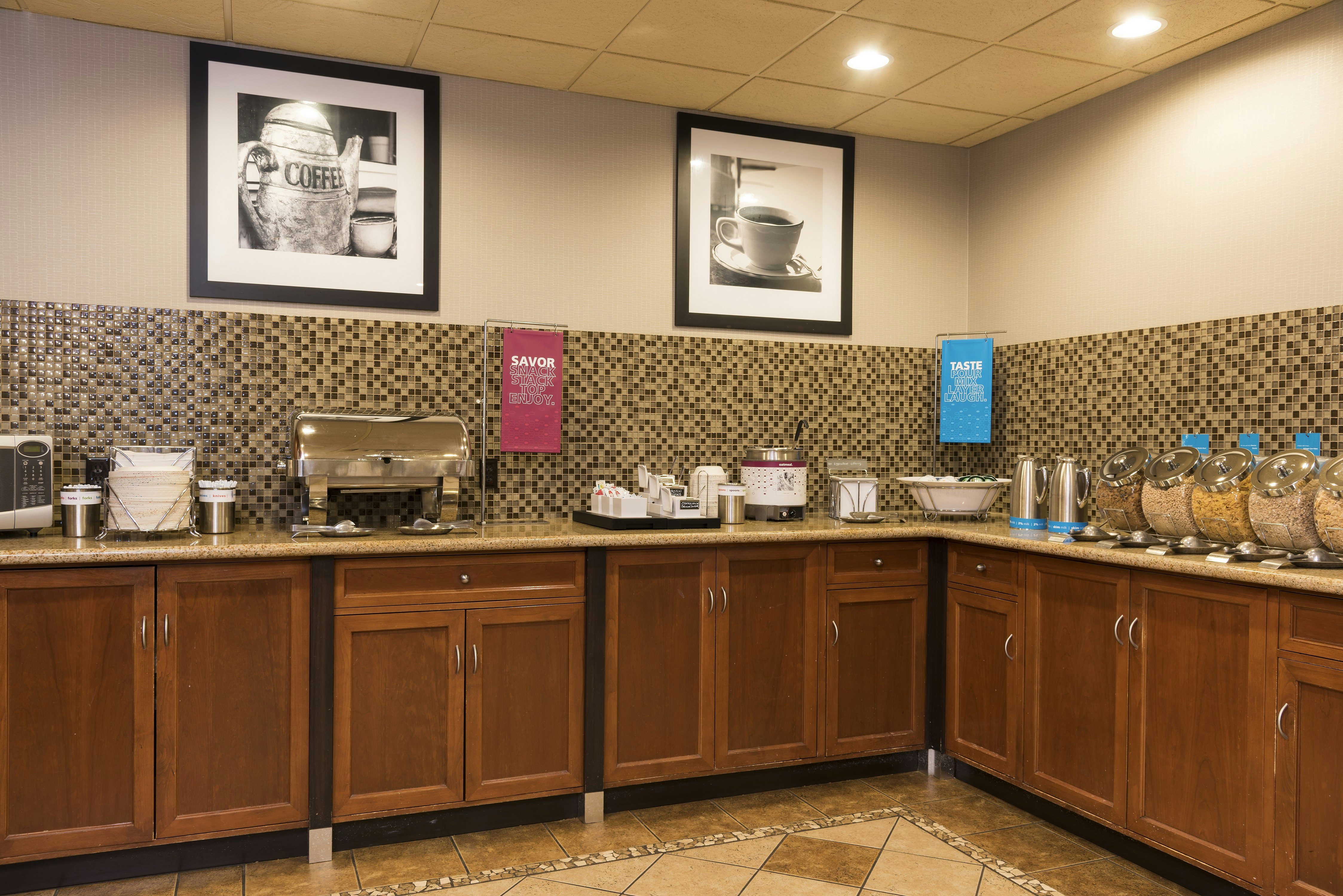 Hampton Inn & Suites East Lansing Okemos 53/80