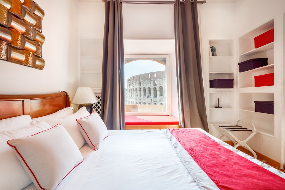 NO 9 COLOSSEO LUXURY SUITES 9/50
