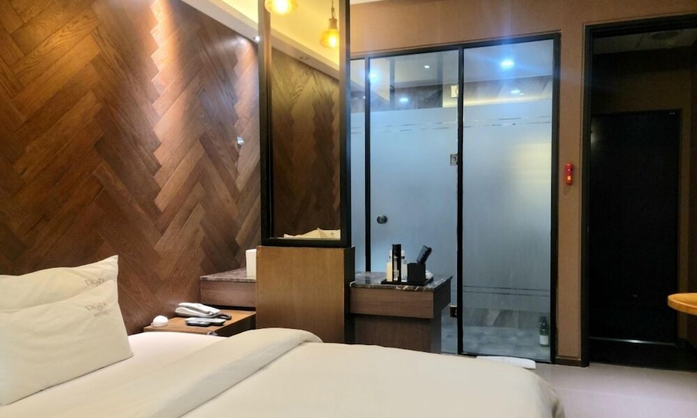 Jinhae Pasta Hotel 25/47