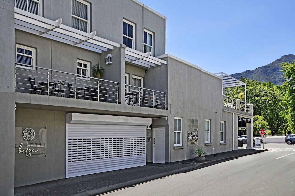 Le Petit Bijou Boutique Apartments 40/50
