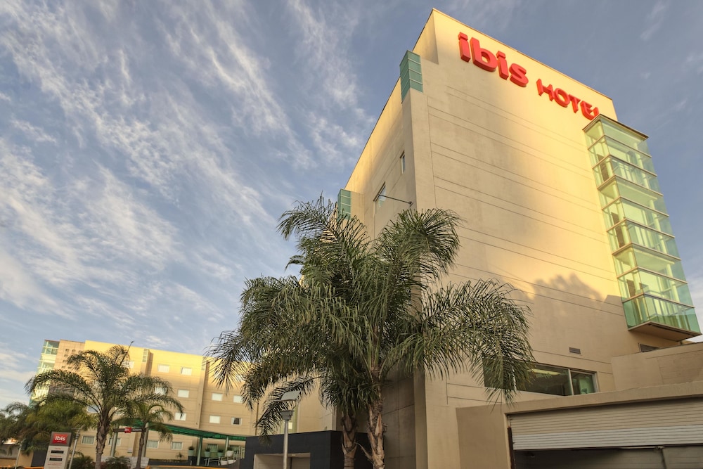 Ibis Guadalajara Expo photo1