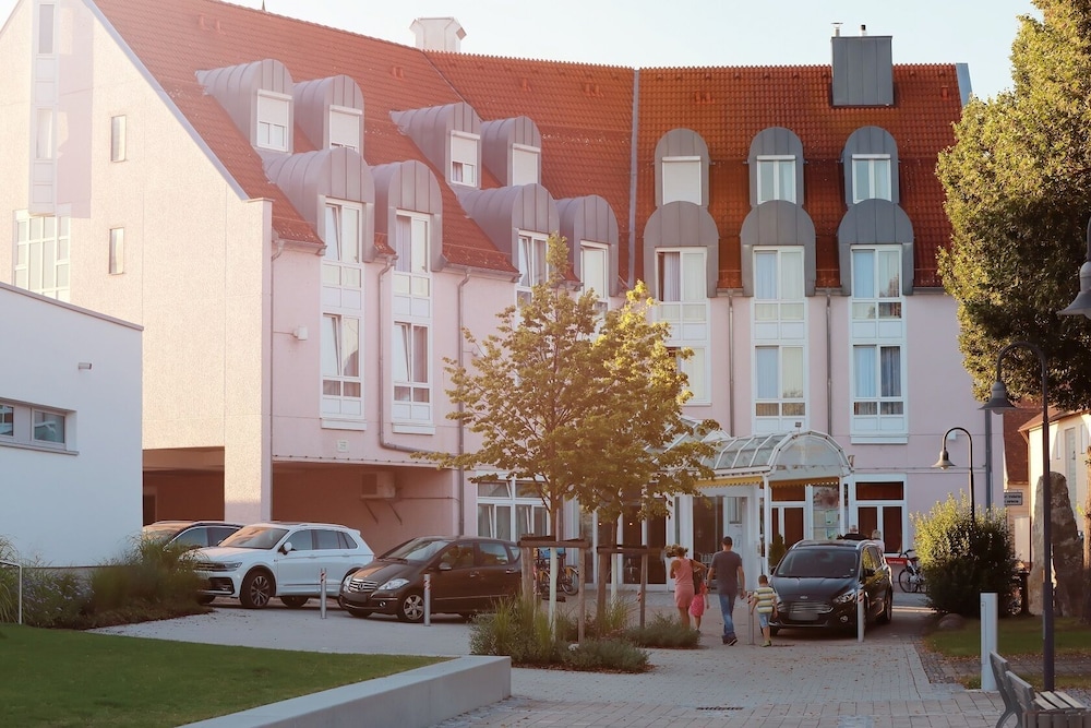 Parkhotel Altmuhltal 38/50