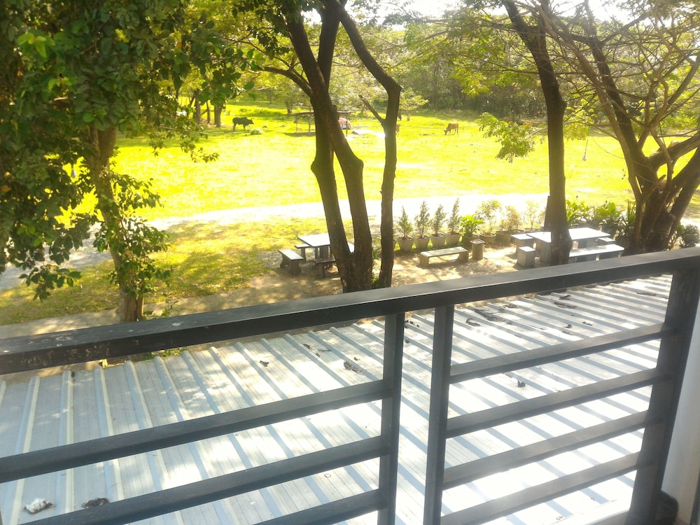 Loftel At Nakhon 20/30