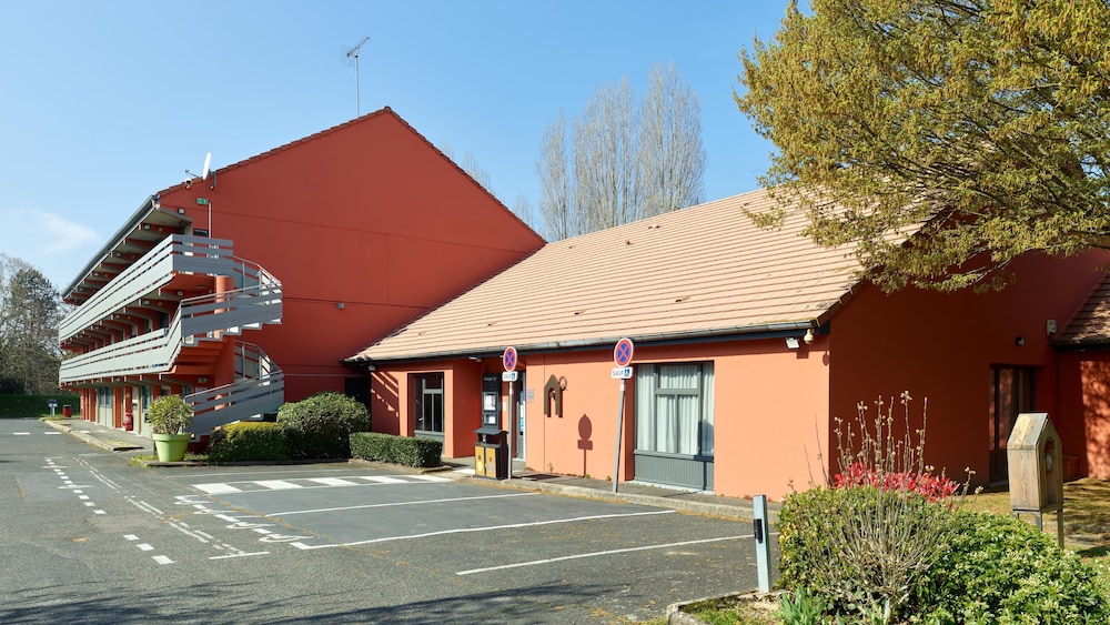 Campanile Les Ulis 8/52