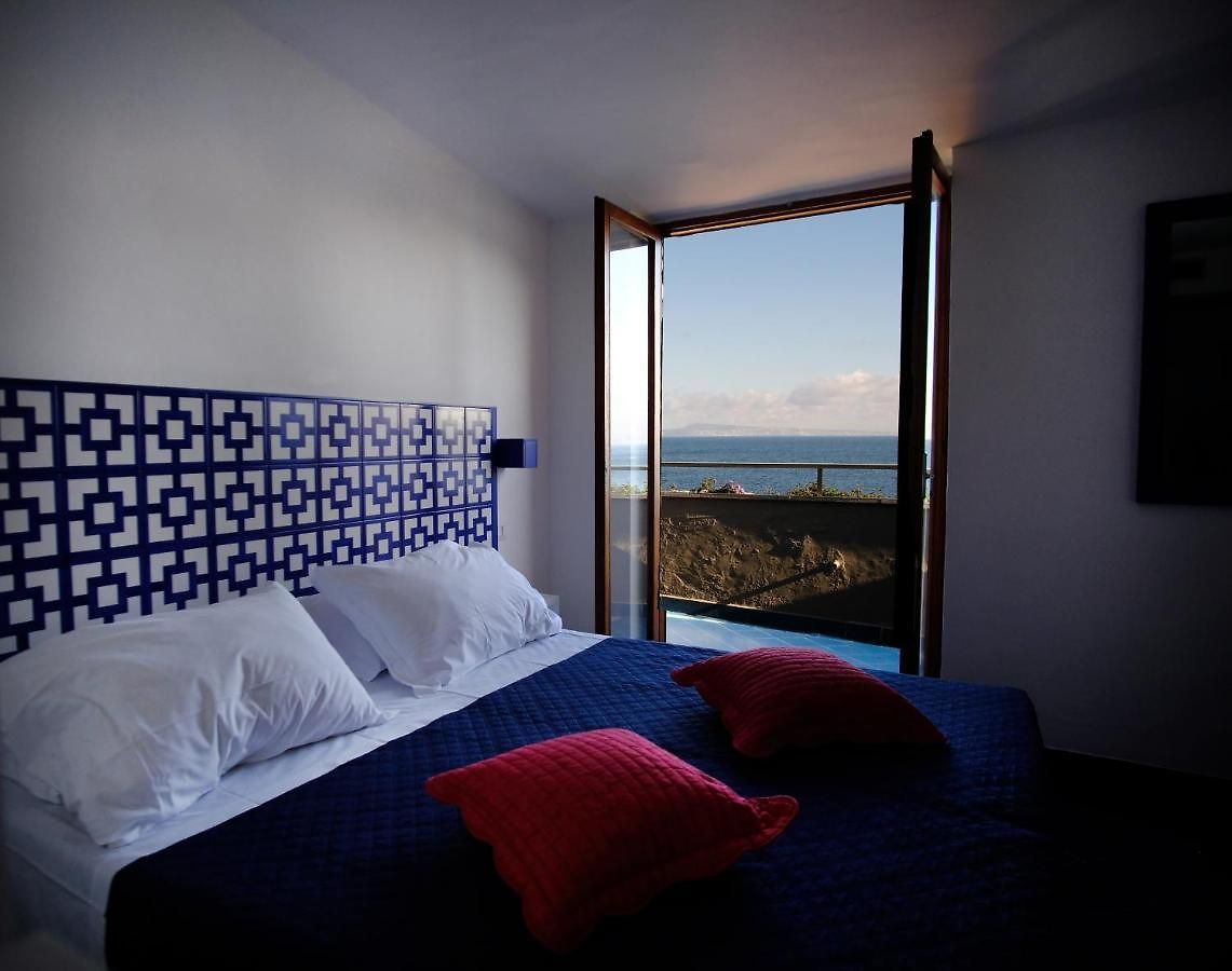 SUPERIOR, DOUBLE BED, SEA VIEW, BALCONY