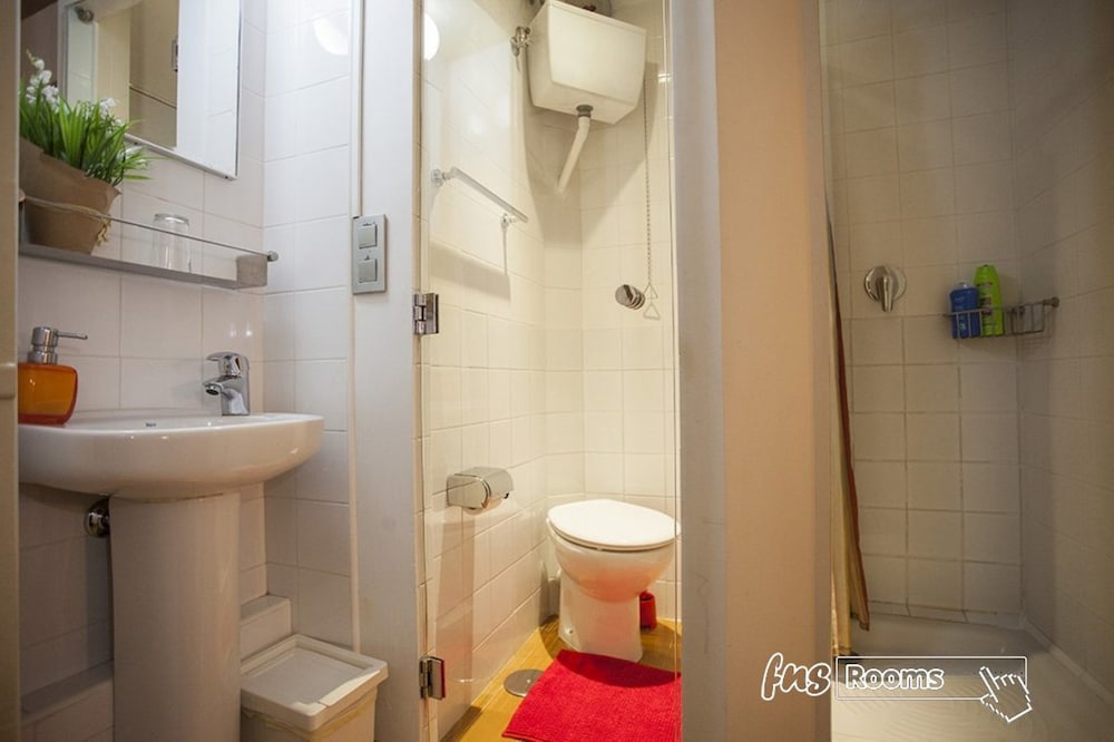 Hostal La Fontana 59/65