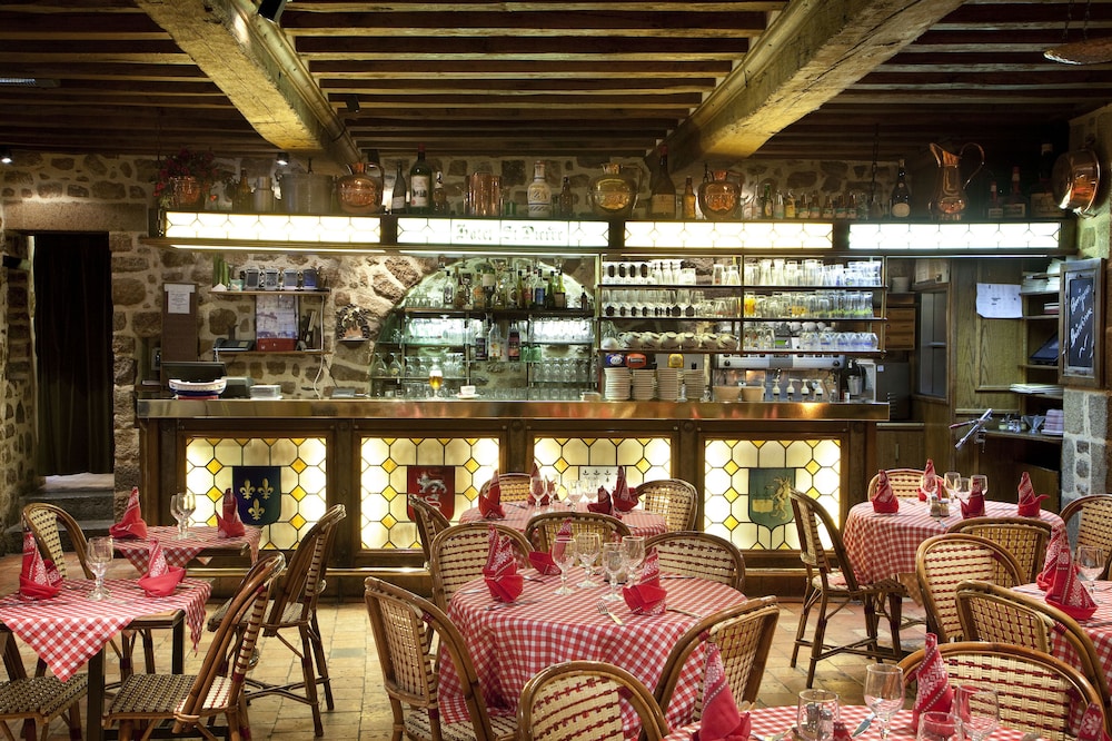 Auberge Saint Pierre 38/45