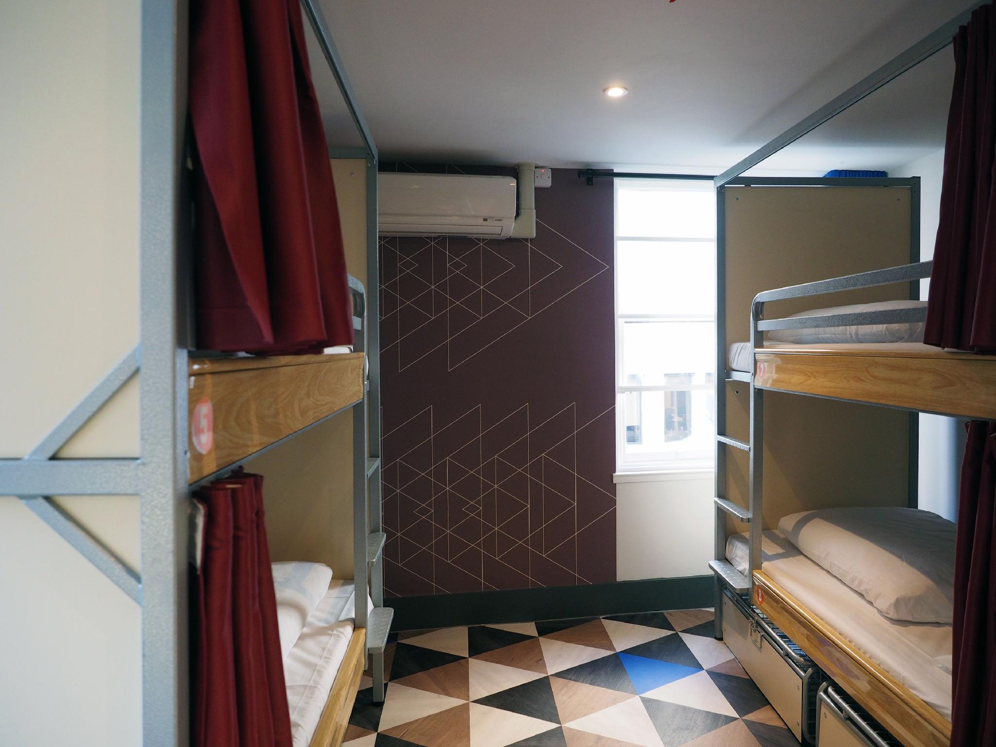 Private, Mixed Dorm, 8 Beds, 4 Bunk Beds, Shared Bathroom