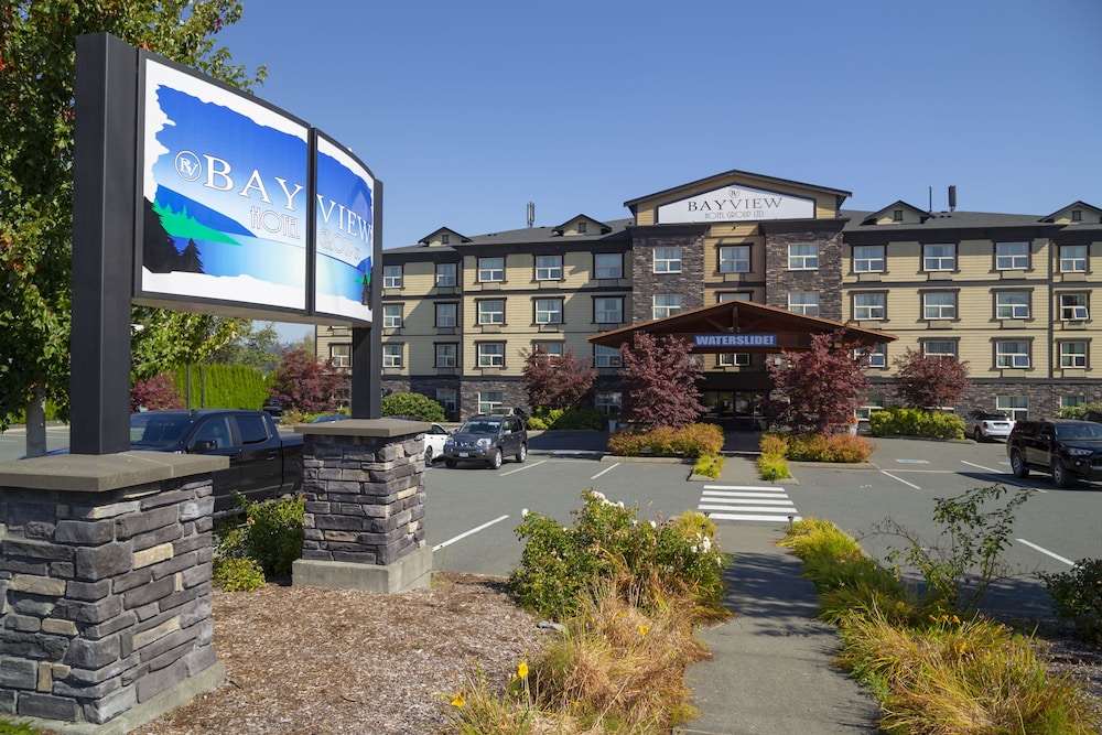 Bayview Hotel (ex Holiday Inn Express & Suites Comox Valley) 2/53