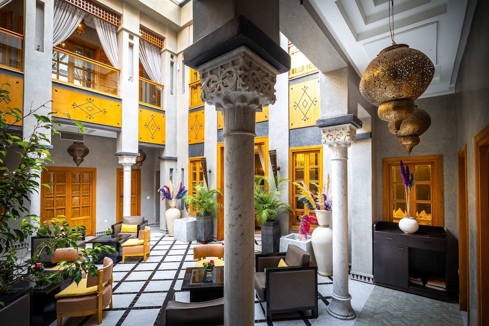 Riad L Etoile D Orient 12/75