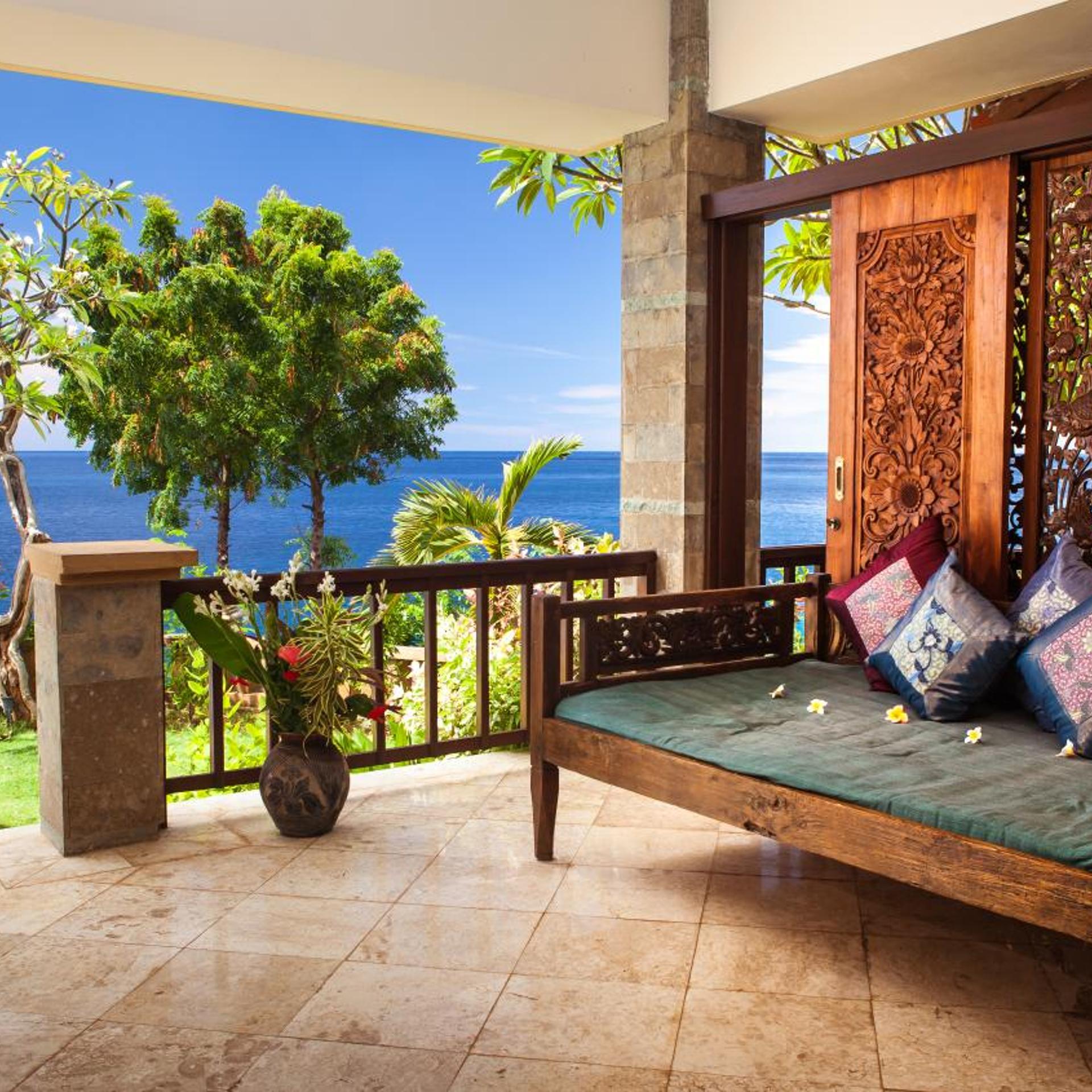 BLUE MOON VILLAS 32/55