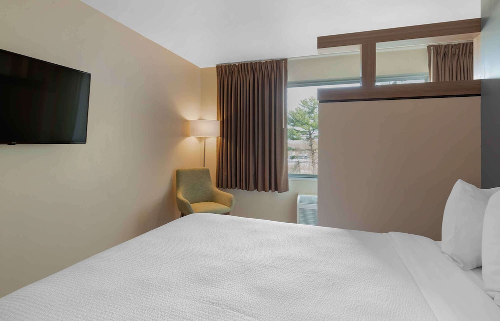 Extended Stay America Premier Suites - Providence - East Providence 11/49