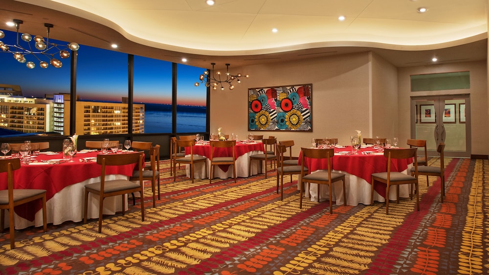 Bay Lake Tower at Disneys Contemporary Resort 28/39